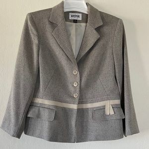 Kasper Lined Skirt Suit 2 Piece Set Petite Size 8P Beige Classic